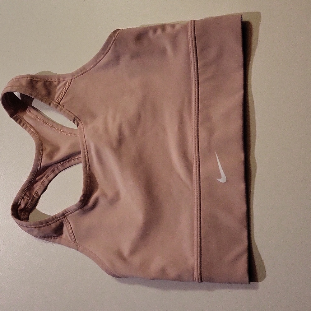 COPY - Nike women's medium sports bra